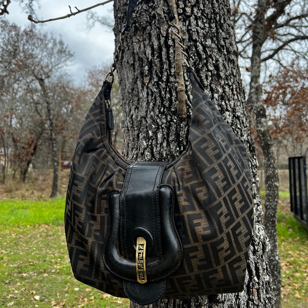 ๐ค FENDI Zucca Borsa B Hobo Bag Made In ITALY Authentic! - Picture 9 of 16